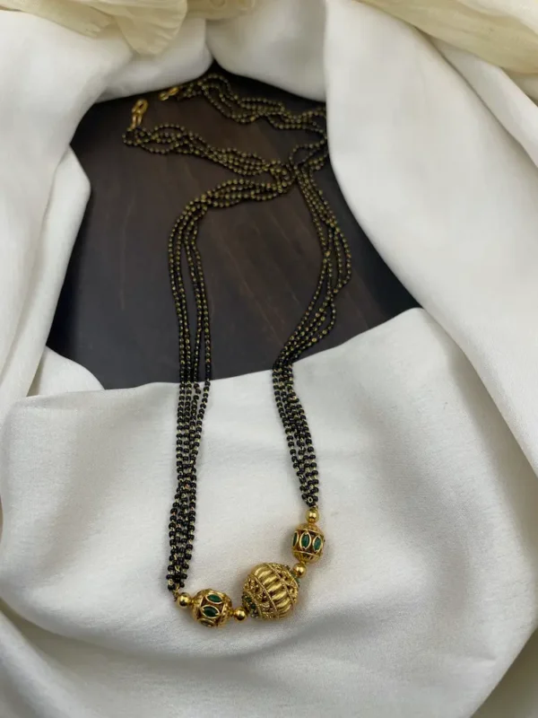 Black Beads Chain