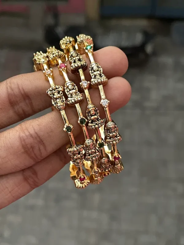 Nagas Bangle