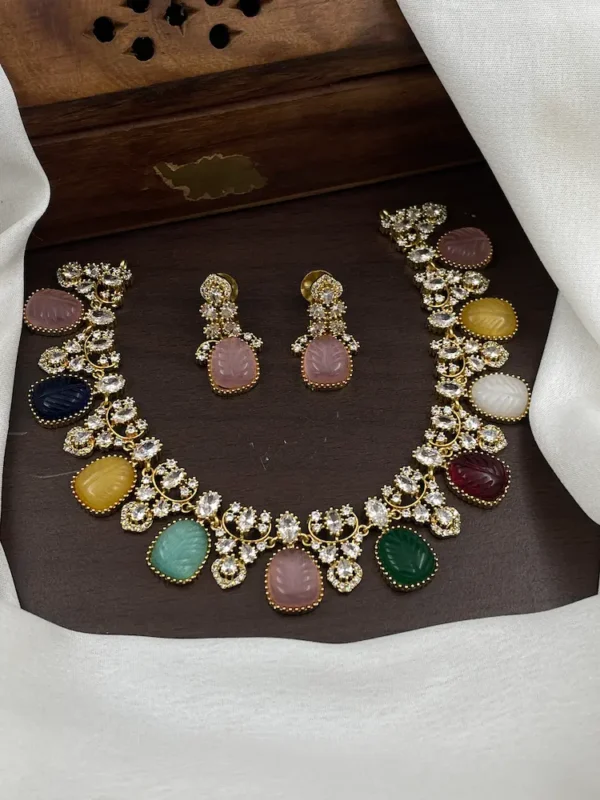 AD Set With Exquisite Stones