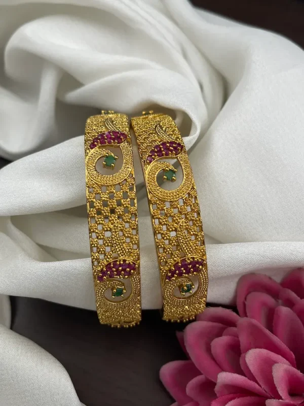 Mayil Bangles