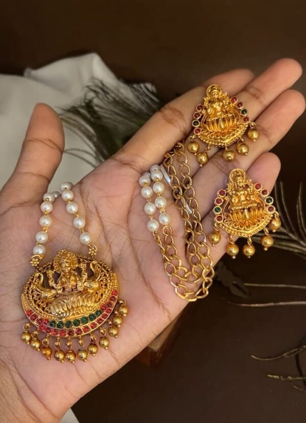 Lakshmi Pearl Chain