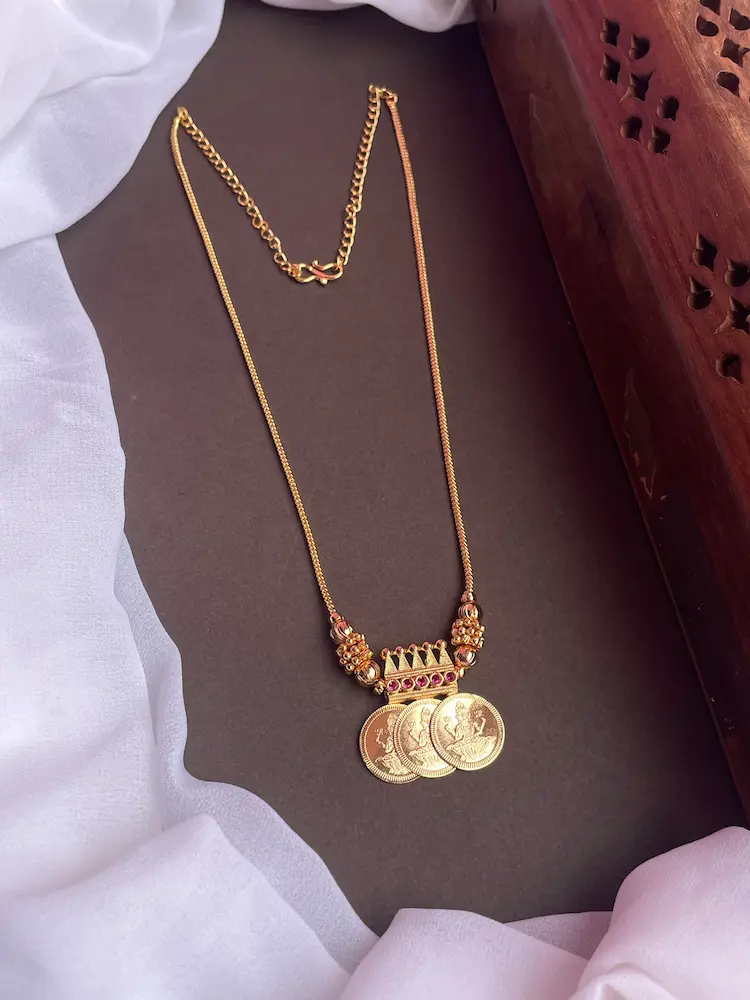 Coin Neckset