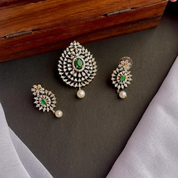 AD Pendent Set