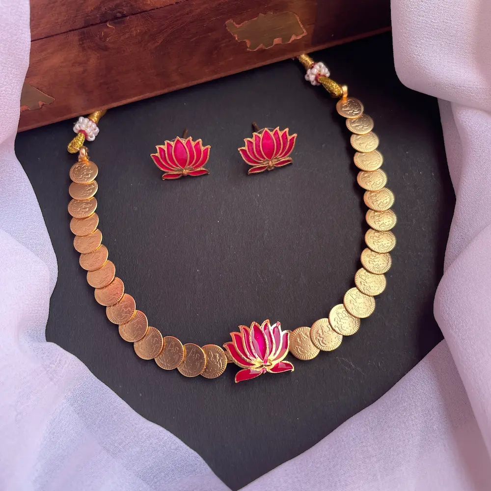 Tamara Kaasu NeckSet