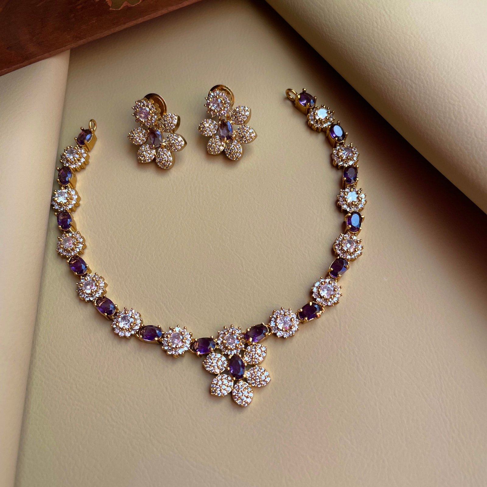 Victoria Finish AD Florals