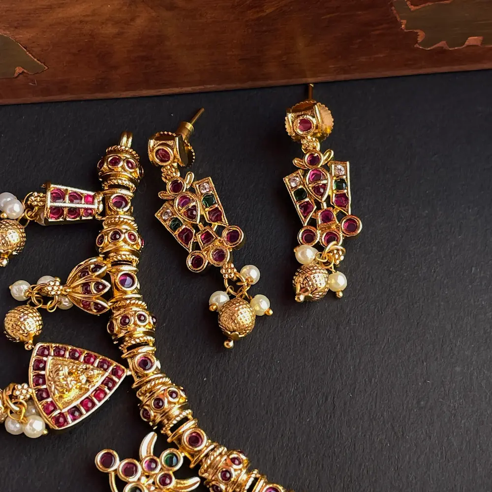 Perumal Sangu Chakram kemp Set - Image 2