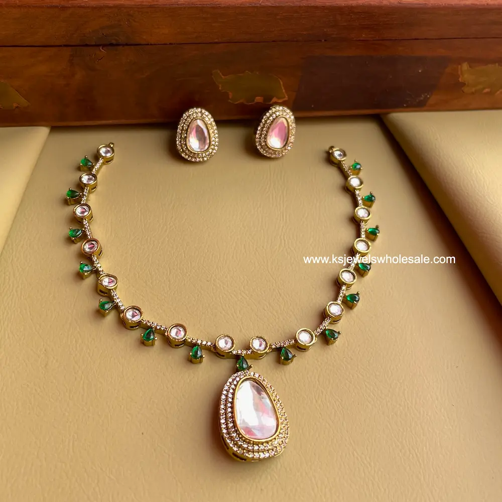Kundan Neckset