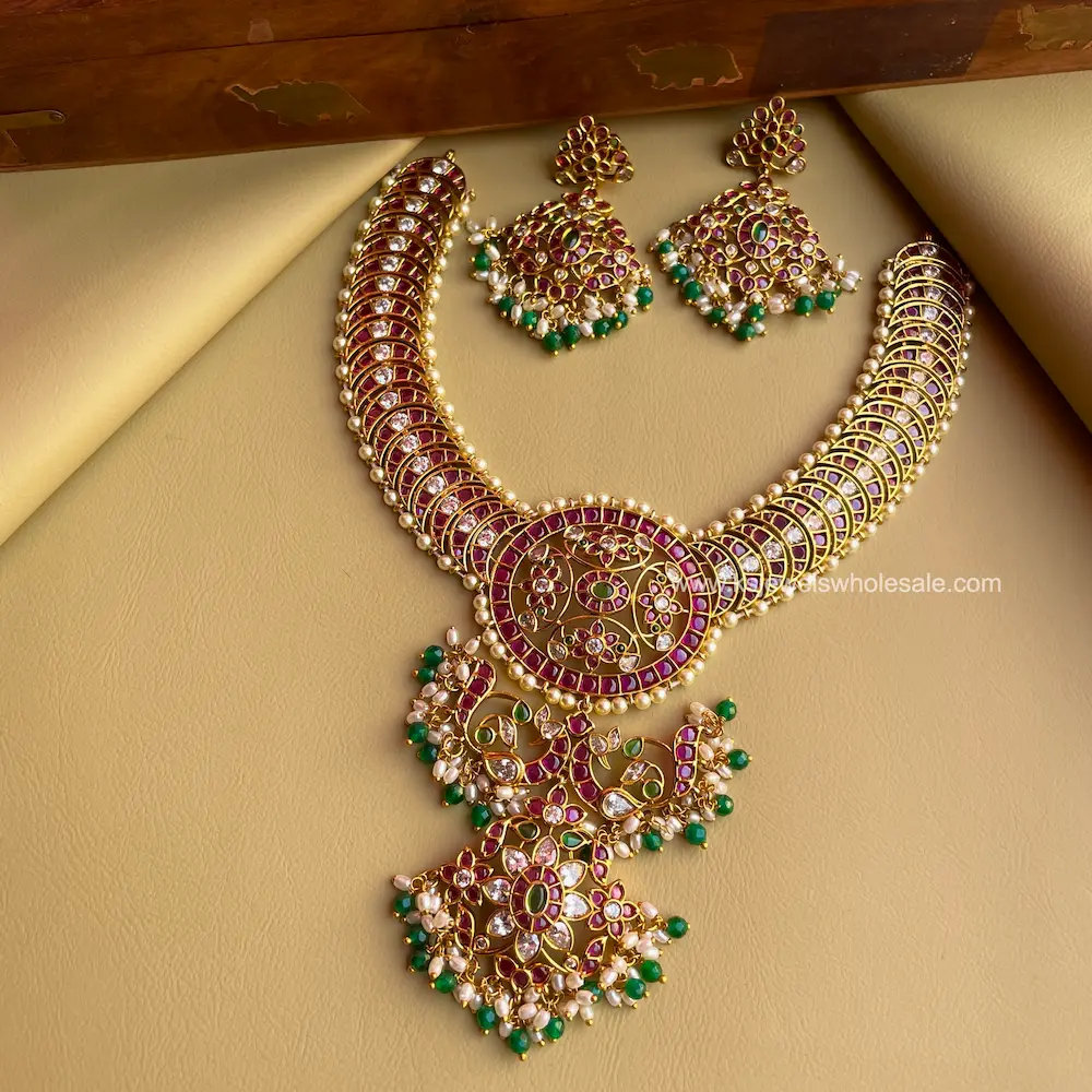 Chandhni 2 – Maharani Vibe Kemp Set With Pearl Work