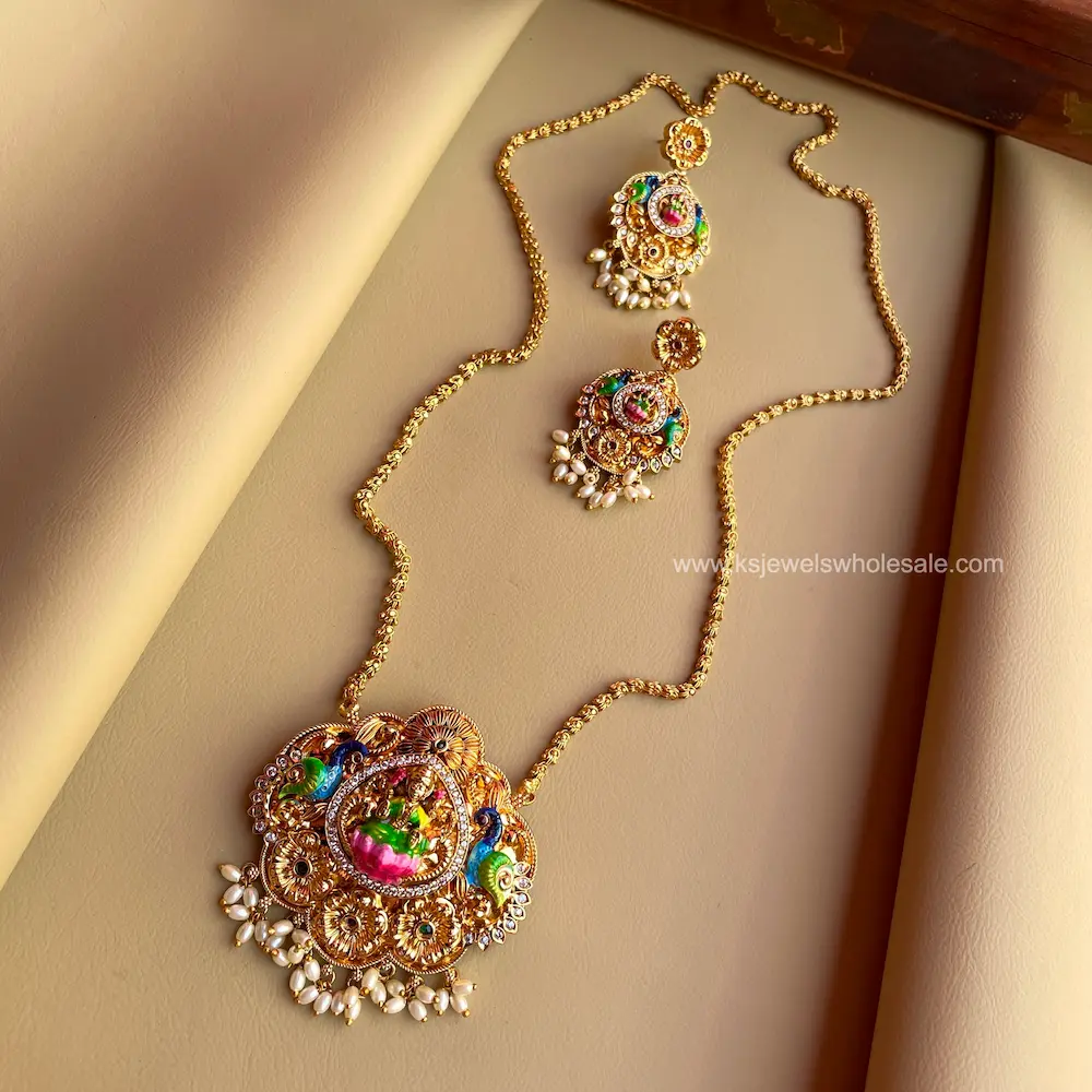 Enamel Hand Painted Dollar Chain