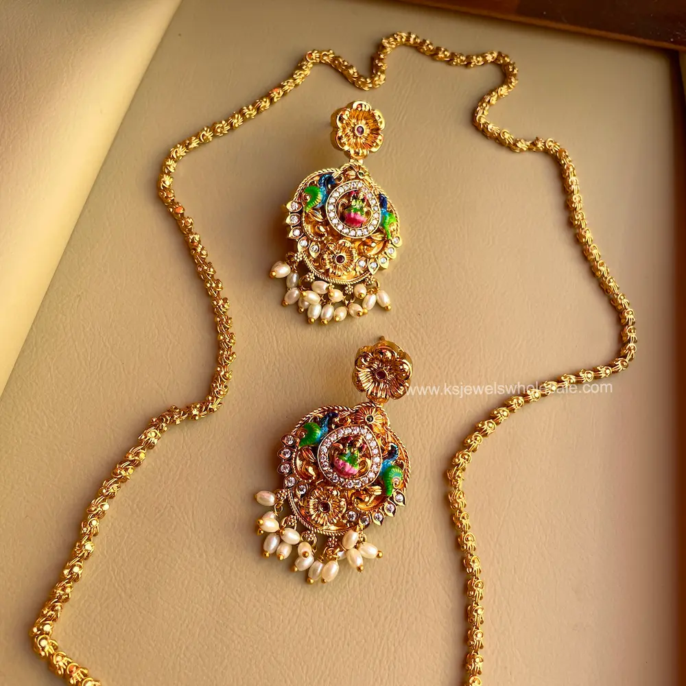 Enamel Hand Painted Dollar Chain - Image 3