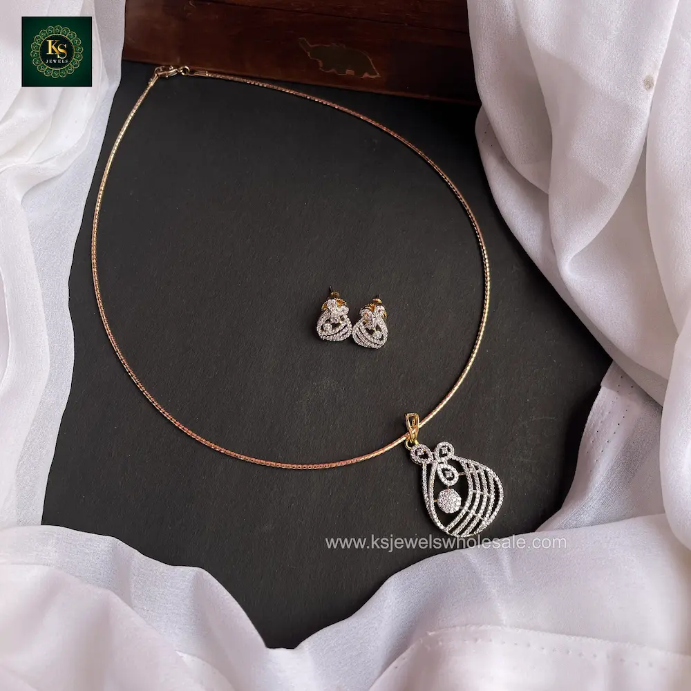 Hasli with Removable Ad Pendant And Earrings