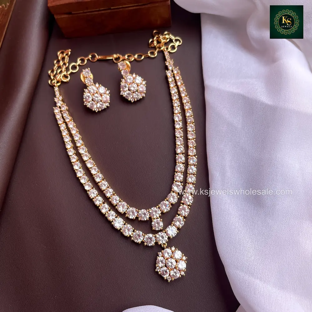 Diana - Gold Look Alike in Ad Stones