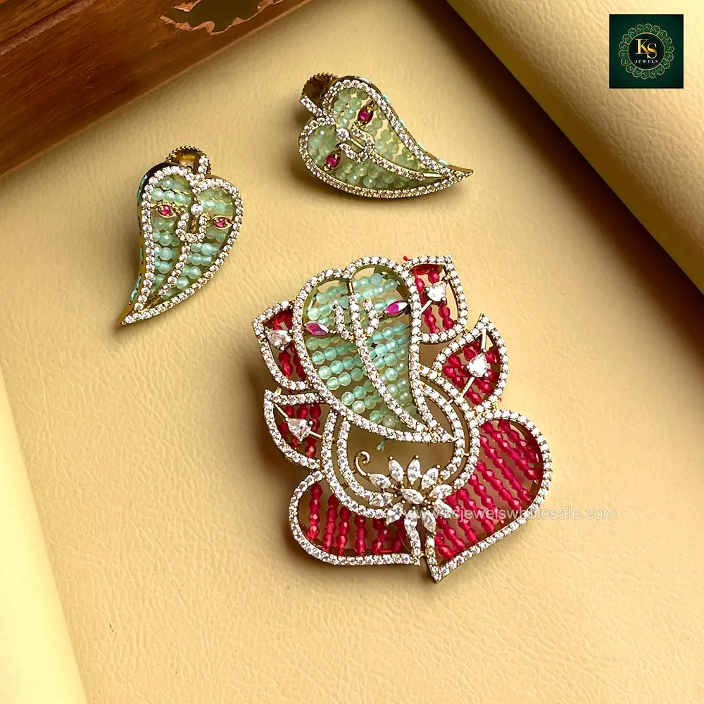 Lord Ganesha Pendent With Earrings