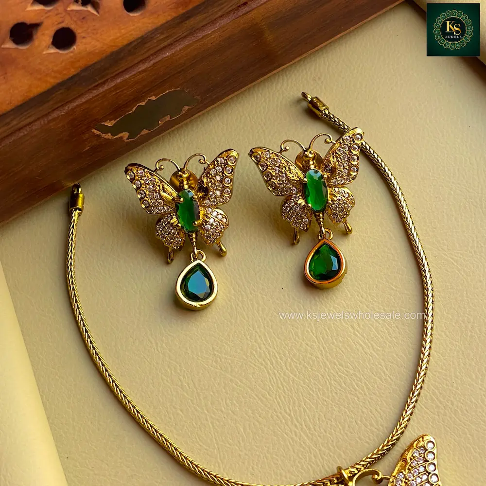 Butterfly Neckset - Image 2