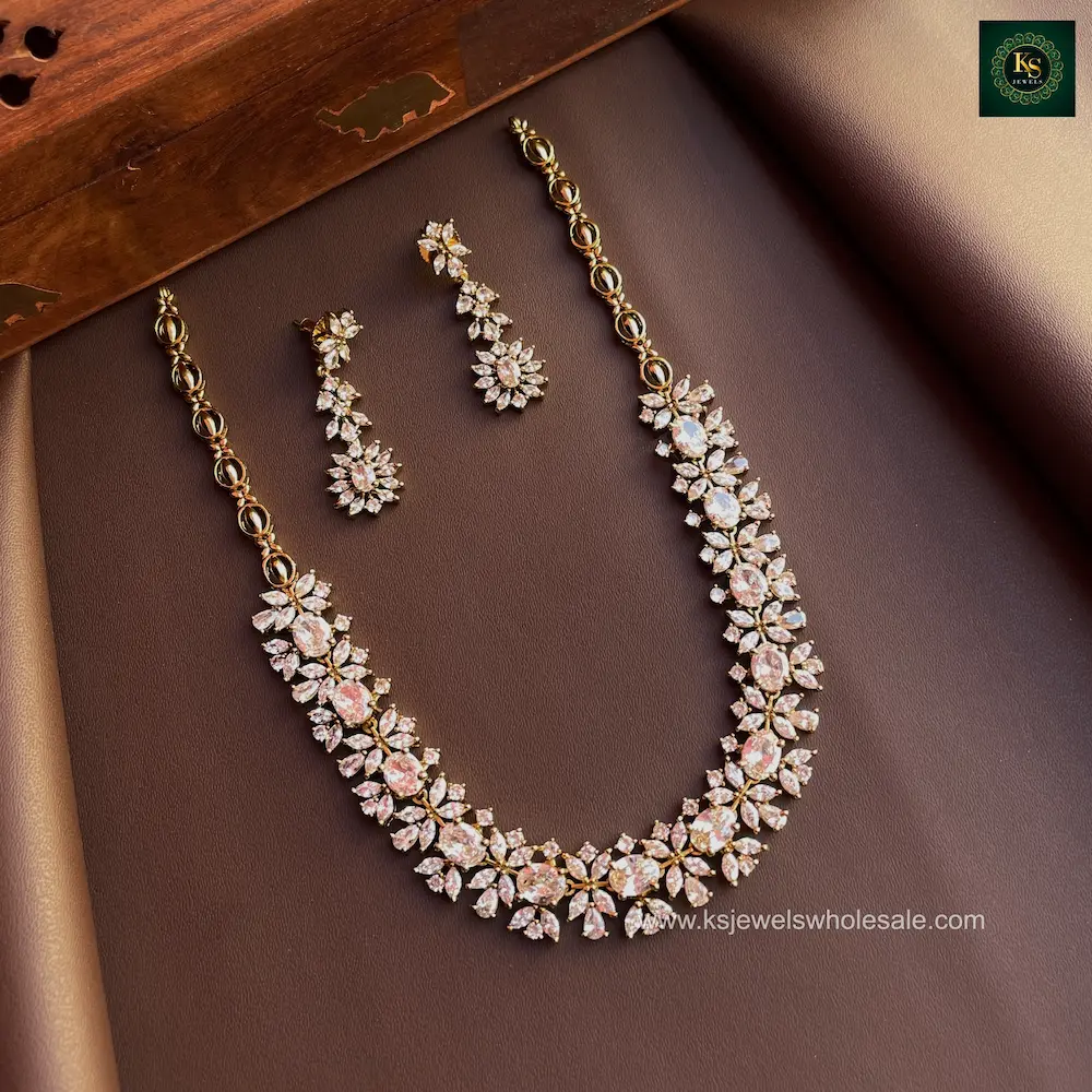Raha AD Neckset
